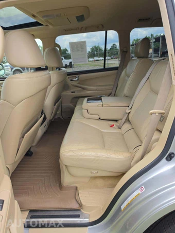 2011 Lexus LX 570 – miniatura 10