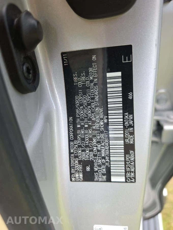 2011 Lexus LX 570 – miniatura 2