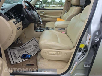 2011 Lexus LX 570 – miniatura 3