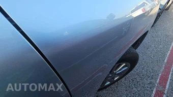 2011 Lexus LX 570 - miniatura 21