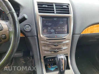 2011 Lincoln MKX – miniatura 11