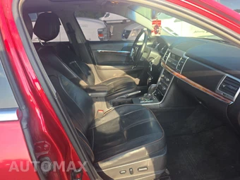 2011 Lincoln MKZ – miniatura 8