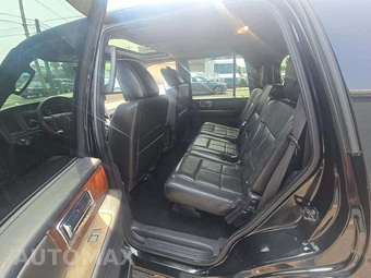2011 Lincoln Navigator - miniatura 13