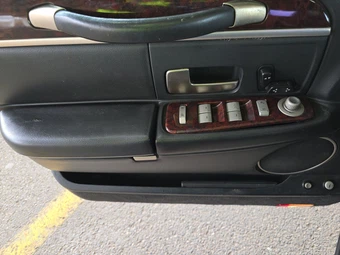 2011 Lincoln Town Car Executive w/Limousine Pkg - miniatura 9