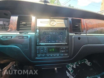 2011 Lincoln Town Car Signature Limited – miniatura 10