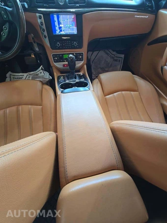 2011 Maserati GranTurismo Convertible – miniatura 10