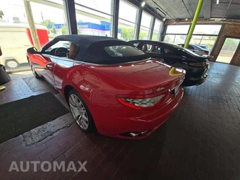 2011 Maserati GranTurismo Convertible – miniatura 2
