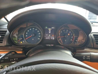 2011 Maserati GranTurismo Convertible – miniatura 9