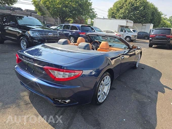 2011 Maserati GranTurismo Convertible – miniatura 3
