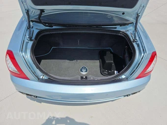 2011 Maserati Quattroporte S – miniatura 11