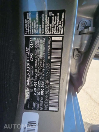 2011 Mercedes-Benz C 300 - miniatura 5