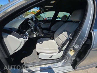 2011 Mercedes-Benz C 300 - miniatura 6
