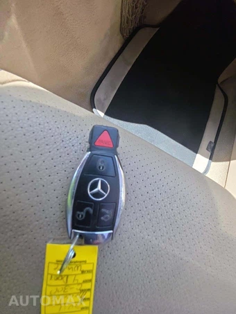 2011 Mercedes-Benz C 300 – miniatura 5