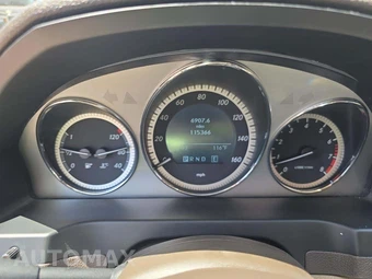 2011 Mercedes-Benz C 300 – miniatura 6