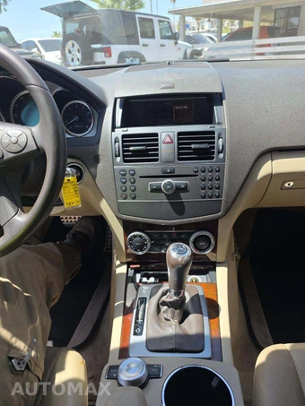 2011 Mercedes-Benz C 300 – miniatura 7