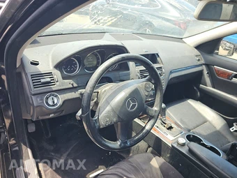2011 Mercedes-Benz C 300 – miniatura 11