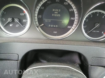 2011 Mercedes-Benz C 300 – miniatura 17