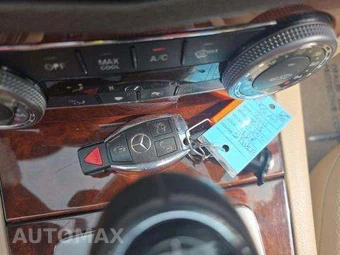 2011 Mercedes-Benz C 300 – miniatura 8
