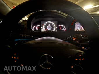 2011 Mercedes-Benz CL 63 AMG - miniatura 8
