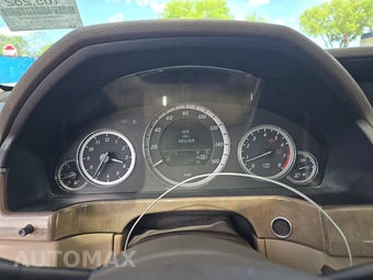 2011 Mercedes-Benz E 350 4MATIC Sedan – miniatura 12