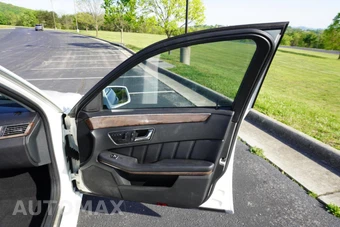 2011 Mercedes-Benz E 350 4MATIC Sedan - miniatura 20