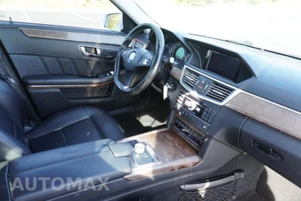 2011 Mercedes-Benz E 350 4MATIC Sedan - miniatura 22
