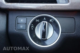 2011 Mercedes-Benz E 350 4MATIC Sedan - miniatura 28