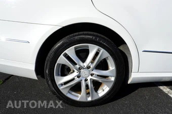 2011 Mercedes-Benz E 350 4MATIC Sedan - miniatura 33
