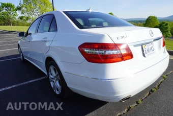 2011 Mercedes-Benz E 350 4MATIC Sedan - miniatura 5