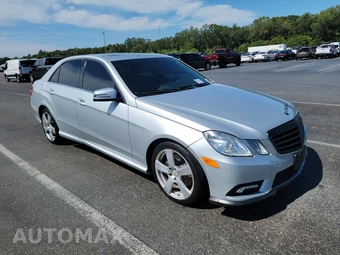 2011 Mercedes-Benz E 350 4MATIC Sedan – miniatura 3