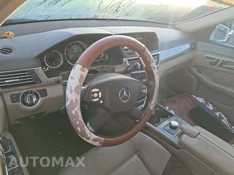 2011 Mercedes-Benz E 350 4MATIC Sedan – miniatura 10