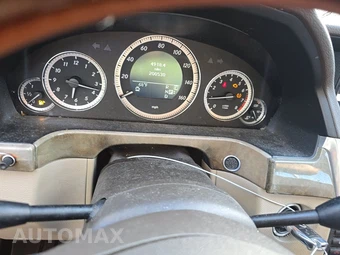 2011 Mercedes-Benz E 350 4MATIC Sedan – miniatura 12