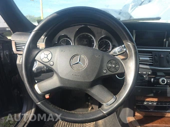 2011 Mercedes-Benz E 350 4MATIC Sedan – miniatura 10