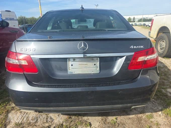 2011 Mercedes-Benz E 350 4MATIC Sedan – miniatura 5