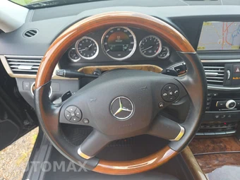 2011 Mercedes-Benz E 350 4MATIC Sedan – miniatura 10