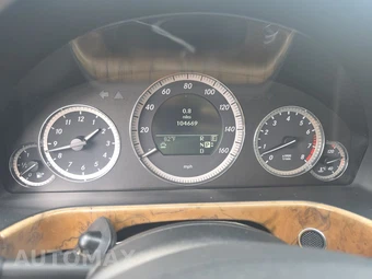 2011 Mercedes-Benz E 350 4MATIC Sedan – miniatura 12