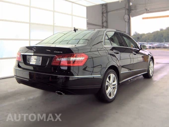 2011 Mercedes-Benz E 350 4MATIC Sedan – miniatura 4