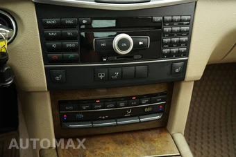 2011 Mercedes-Benz E 350 4MATIC Sedan - miniatura 14