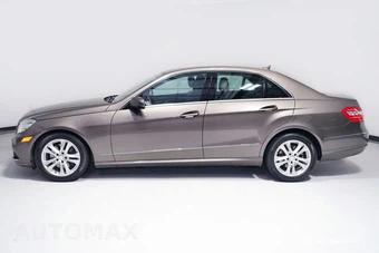 2011 Mercedes-Benz E 350 4MATIC Sedan - miniatura 4