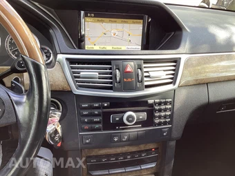 2011 Mercedes-Benz E 350 4MATIC Sedan – miniatura 25