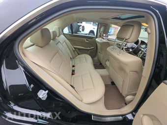 2011 Mercedes-Benz E 350 4MATIC Sedan – miniatura 13