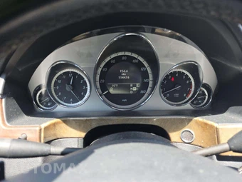 2011 Mercedes-Benz E 350 4MATIC Sedan - miniatura 6