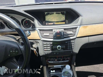 2011 Mercedes-Benz E 350 4MATIC Sedan - miniatura 7