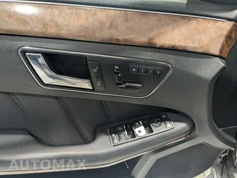 2011 Mercedes-Benz E 350 4MATIC Sedan - miniatura 22