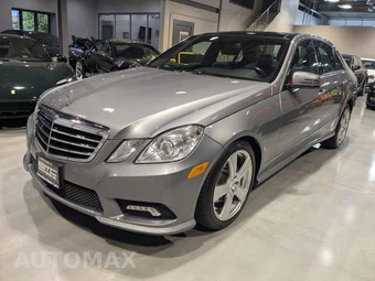 2011 Mercedes-Benz E 350 4MATIC Sedan - miniatura 3