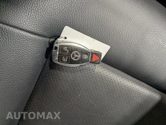 2011 Mercedes-Benz E 350 4MATIC Sedan - miniatura 51