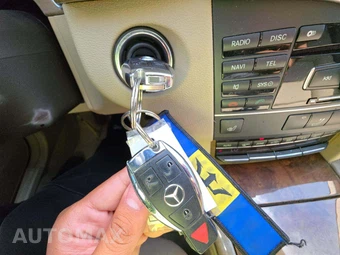 2011 Mercedes-Benz E 350 4MATIC Wagon – miniatura 8