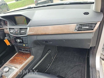 2011 Mercedes-Benz E 350 4MATIC Wagon - miniatura 16