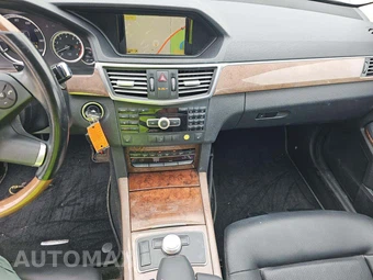2011 Mercedes-Benz E 350 4MATIC Wagon - miniatura 7