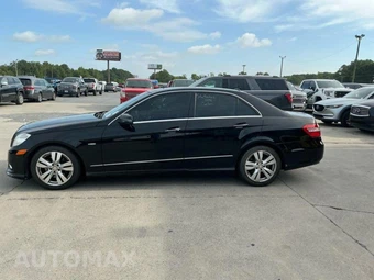 2011 Mercedes-Benz E 350 BlueTEC Sedan – miniatura 2